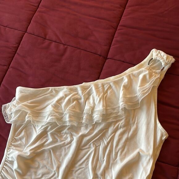 One Shoulder Ruffle Jersey Top with Silver Loop Detail - Picture 2 of 5